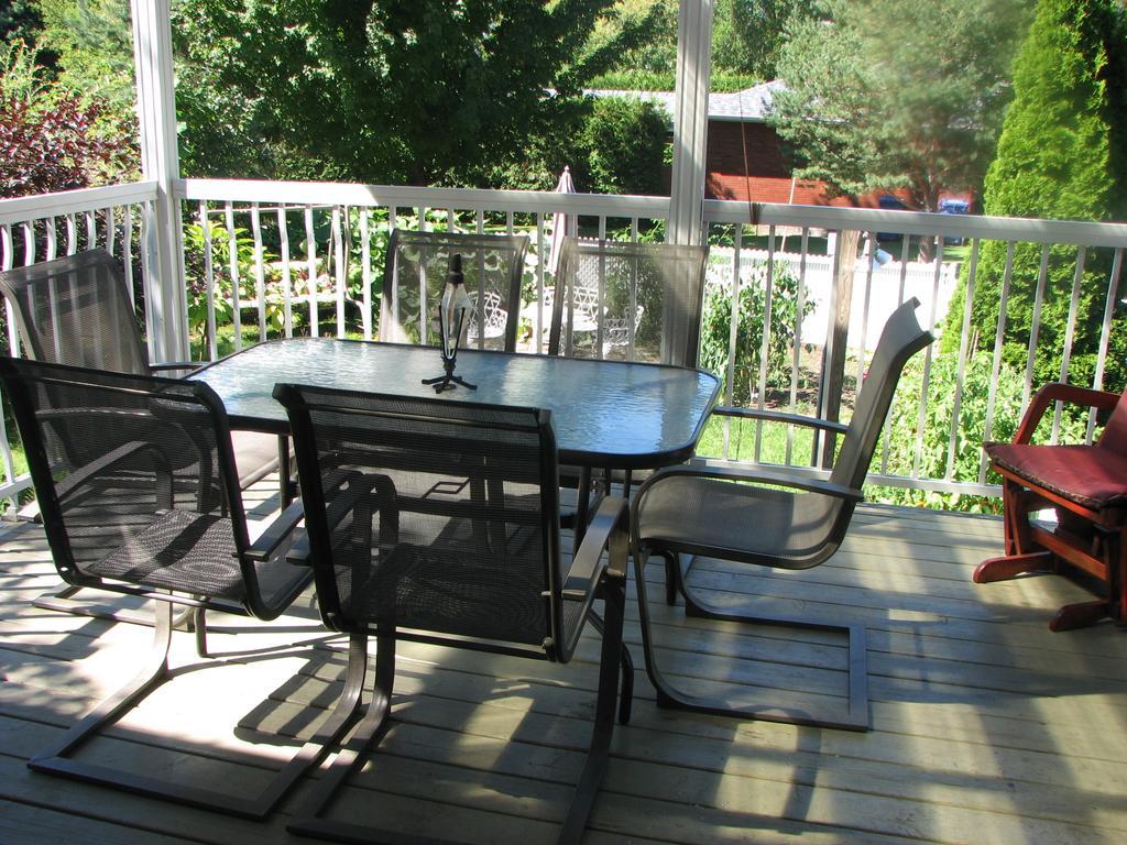 Magnolia B&B Granby Extérieur photo